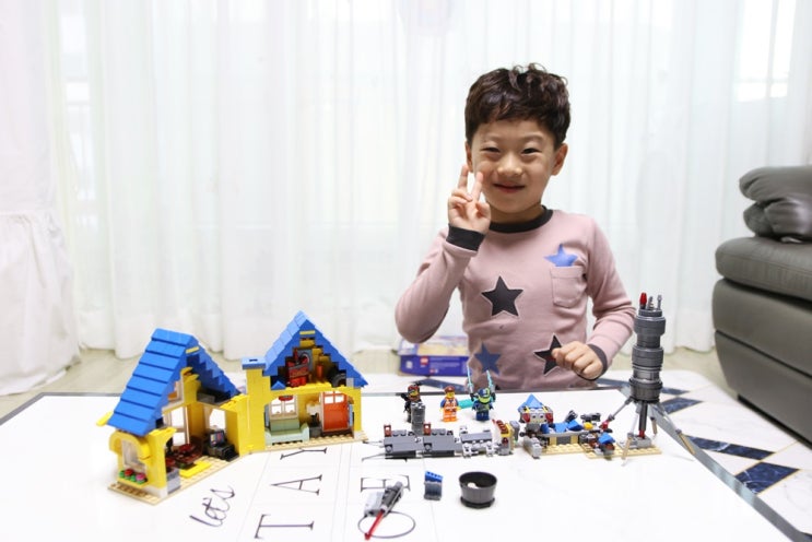  레고무비2, 에밋의 드림하우스구조로켓  초등학생 선물로 굿! 레고무비어썸챌린지도 도전 !!