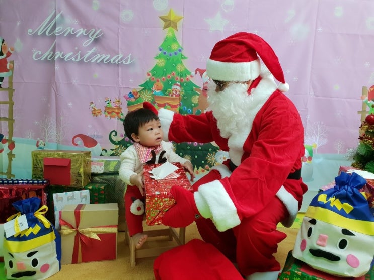  D+35개월, 19개월 남매, 12/24~12/30, 어린이집 크리스마행사, 우리집만의 진짜 크리스마스, 어린이집 파자마파티, 매일이 생일:)