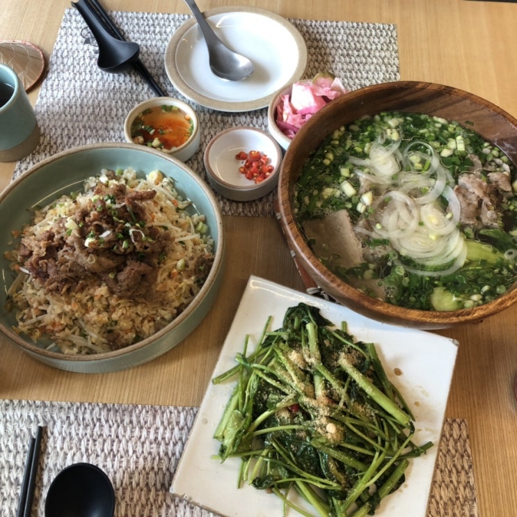  가로수길 쌀국수 마이하노이