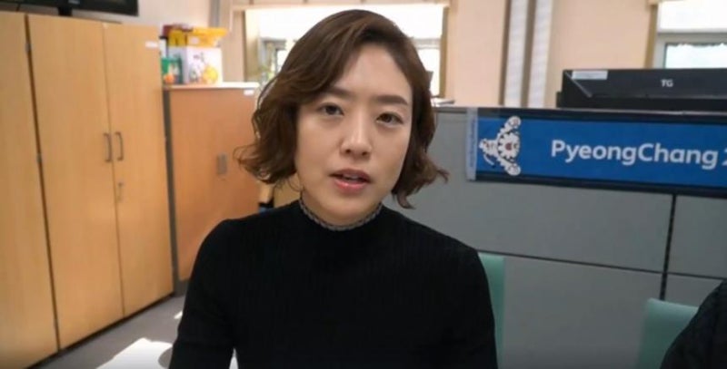 고민정 청와대 부대변인, “사의 표명한 적 없다…지난주부터 연차휴가”…남편 조기영 시....