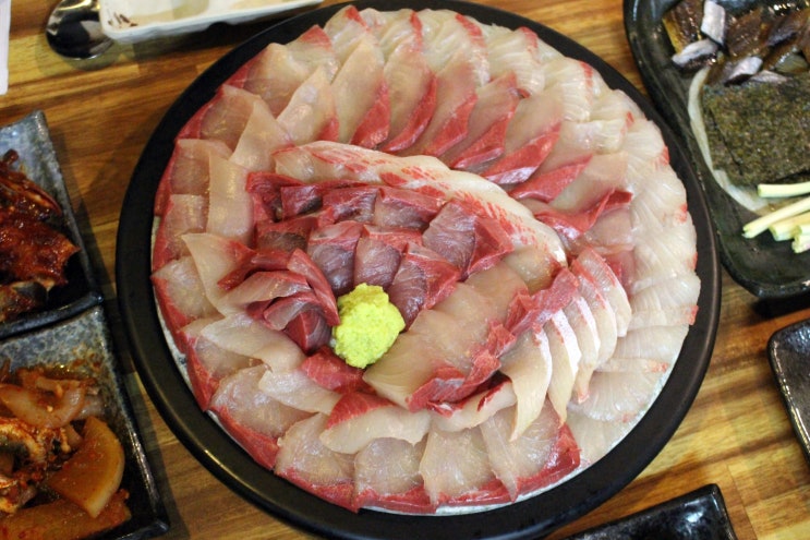  대구 대방어 맛집 만덕식당 쫀득한 자연산 죽전네거리 만덕횟집