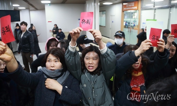 전 충남지사 안희정, 비서 김지은 성폭력(성폭행) 혐의로 1심 무죄 이후 항소심! (사건 내용정....