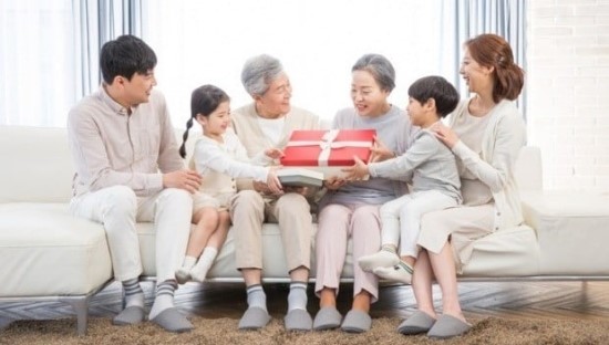 설 부모님 선물로 보험 어떠세요…보험사가 추천한 '효도보험'은? 설 부모님 선물로 보험 어떠세요…보험사가 추천한 '효도보험'은?