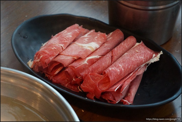  은평 뷔페 "경성수산"  후식이 매그넘 아이스크림 인상적이었던 곳. 은평 롯데몰 뷔페