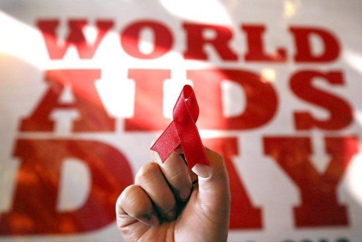 필리핀, 새로운 인간면역결핍 바이러스(HIV)와 후천성면역결핍증(AIDS) 관련 법률 제정
