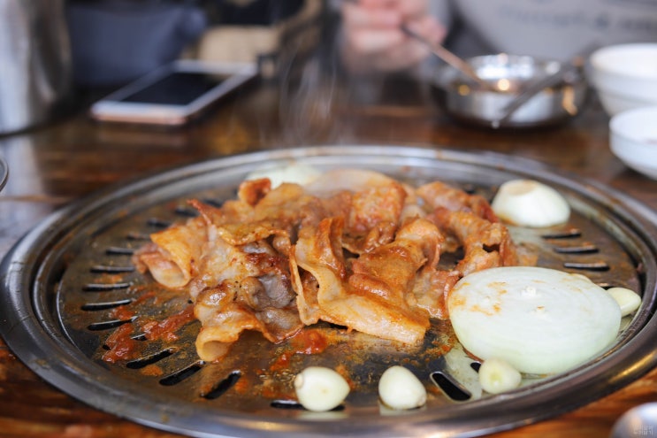  0206 홍대/홍대입구 연탄불고기 전문 새마을식당 홍대서교점 리뷰