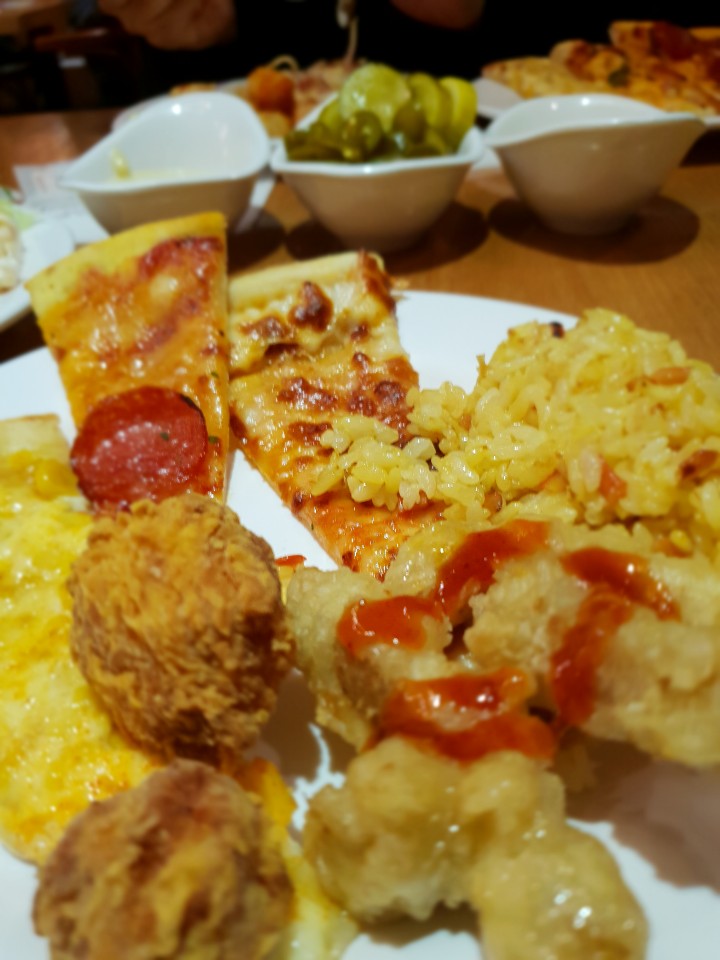  신촌 맛집 피자몰 전참시 박성광 피자뷔페 가격 정보 알아보자