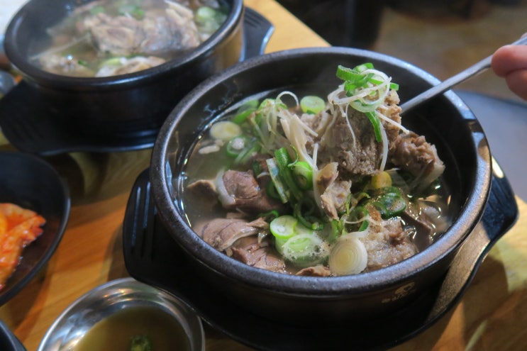 백종원의 골목식당 회기동 벽화골목 고기집, 고깃집도훈 갈비탕 흡입후기