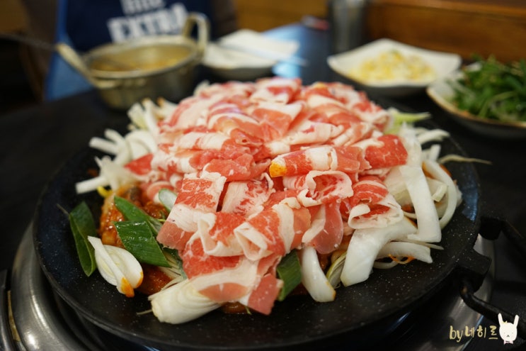  서대문역 맛집 쾌걸쭈꾸미 맛있게 매콤한 쭈차돌