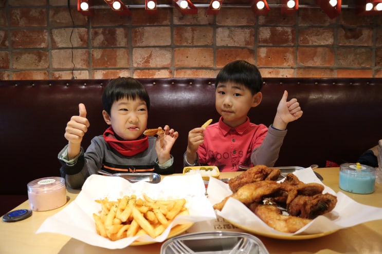  과천청사역맛집 깐부치킨 식스팩과 메가크런치 바삭바삭 맛나~!