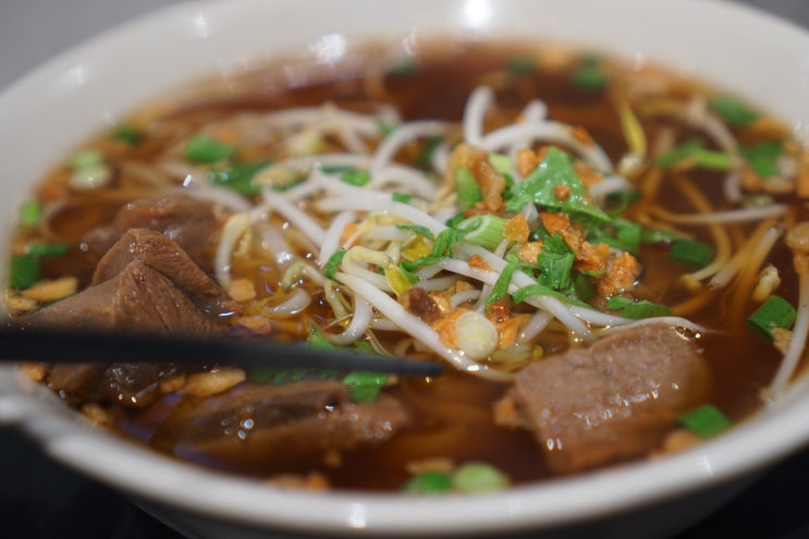  베트남식 쌀국수와는 또 다른 맛! 태국식 쌀국수 맛집 소이연남 방문