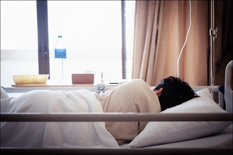 요양병원 입원 암환자는 '암치료' 아니다?‥보험사와 소송전 요양병원 입원 암환자는 '암치료' 아니다?‥보험사와 소송전