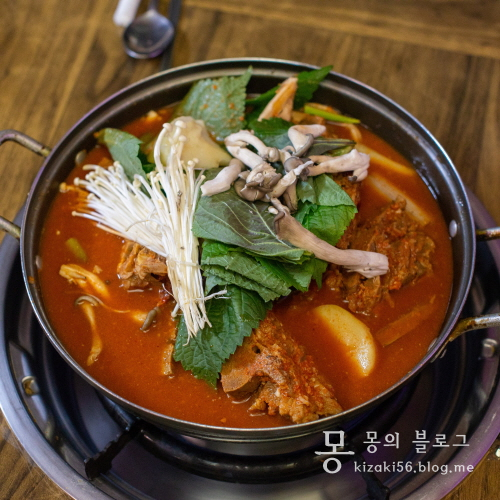  연남동 맛집 / 송가네감자탕 - 24년 영업한 감자탕 노포