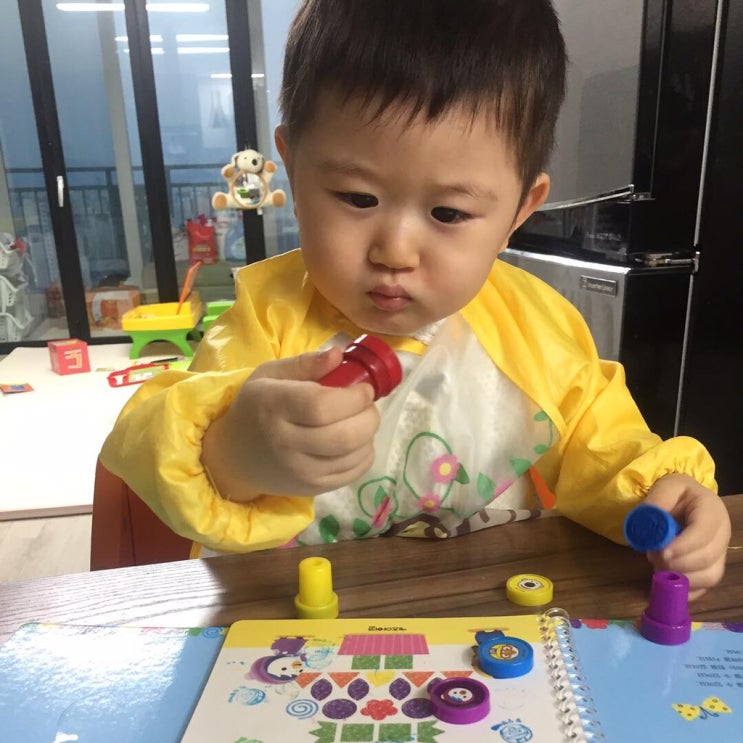  쿵쿵쿵 스탬프 놀이책으로 놀아요~