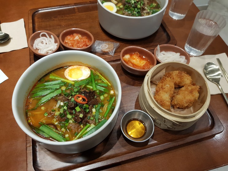  강남역/신논현 만면희색, 차돌우육면,얼큰소고기탕면