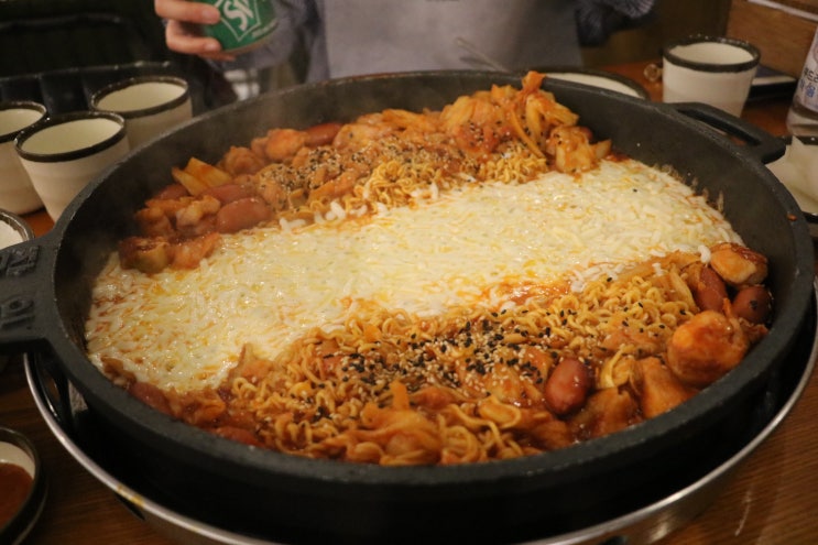 홍대닭갈비맛집, 드디어 홍대에도 장인닭갈비가 오픈했어요!