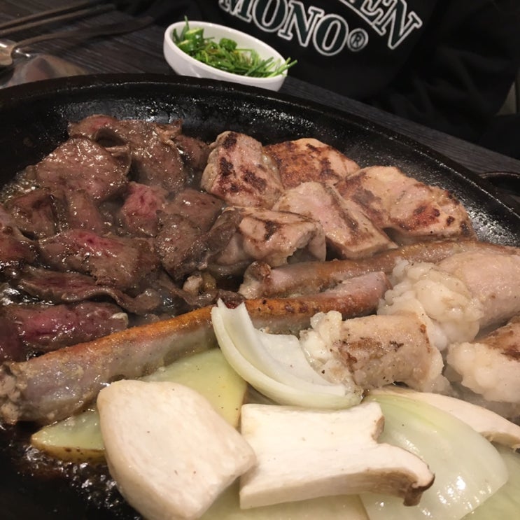  [190208 홍대] 필리핀 칭구칭긔들과홍대 박살내기! (강수곱창/ 손오공마라탕/ 홍대입구역/ 파리바게트)