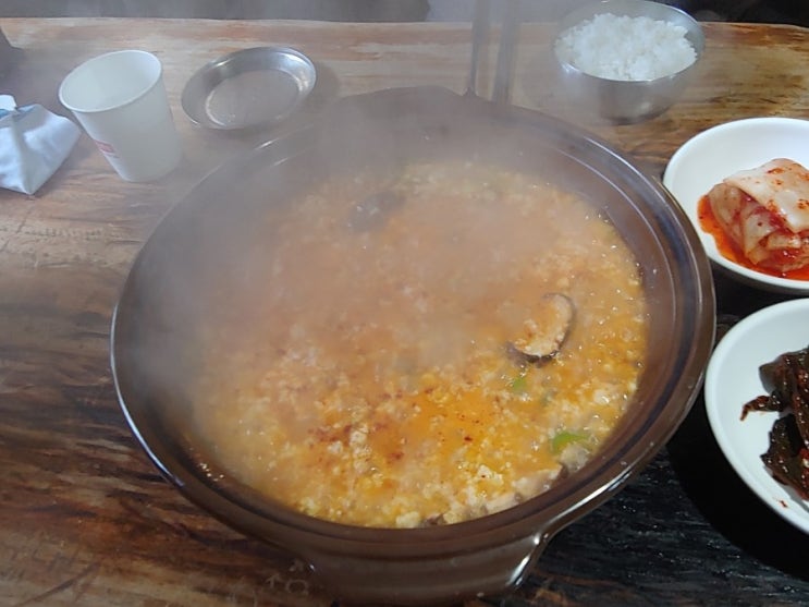  강릉에서 현지인들이 추천한다는 토담순두부