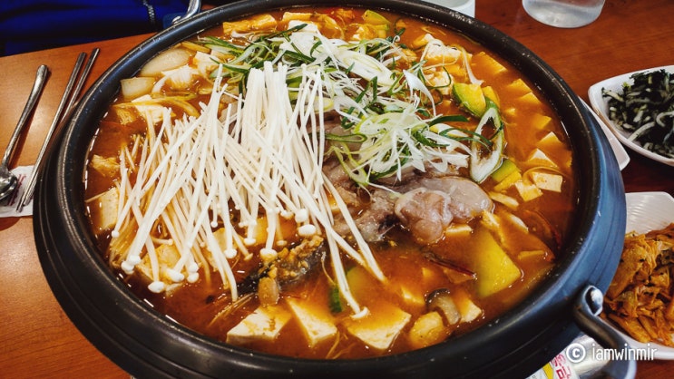 노량진 맛집, 전골 같은 해물된장찌개로 점심 해결