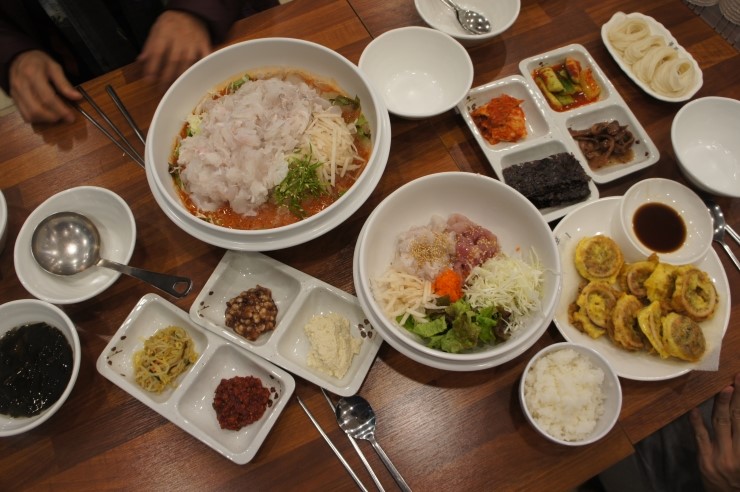  속초물회 봉포머구리집, 앵커커피 내돈솔직평가!