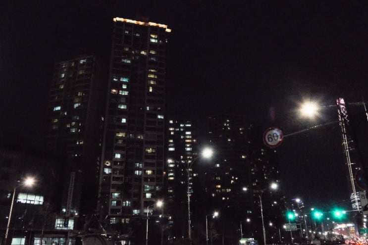  퇴근길 건물 스냅 (lx10)