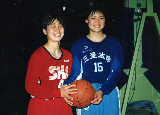 박찬숙과 최경희 등 여자농구 레전드들이 뛰었던 1992~93 시즌 농구대잔치 올스타전
