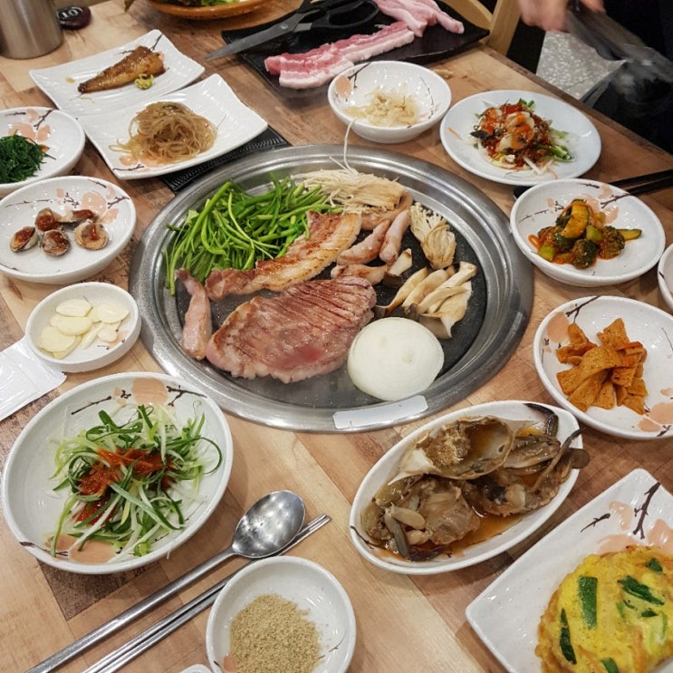 광주 상무지구 맛집 만기네집 미나리삼겹살 Nice!