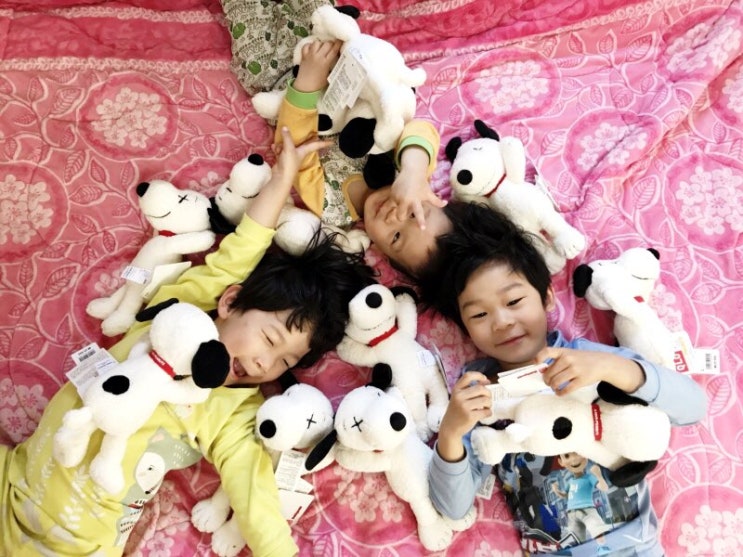 유니클로 카우스 스누피 X 삼손형제 유니클로 카우스 스누피 X 삼손형제
