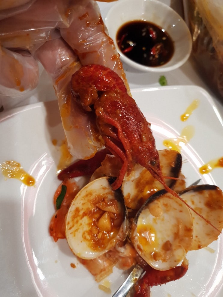  호치민 맛집 선라이즈 근처 퓨전요리 CAJUN CUA