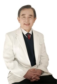  국민의사 윤방부 박사, 영서의료재단 회장 부임