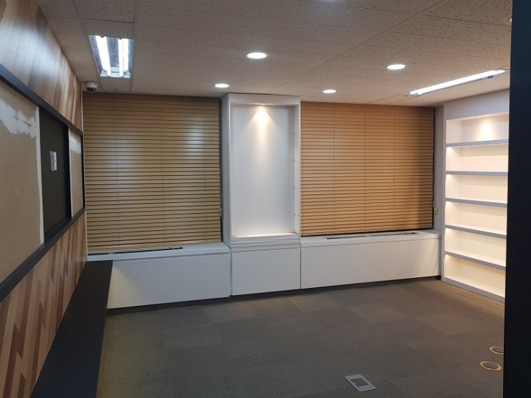  강남 논현동 사무실 우드블라인드 암막 스크린 롤스크린 작업