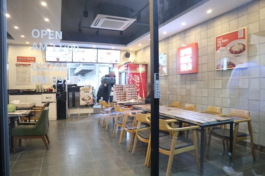 굽네치킨 익산동산점 사진 3