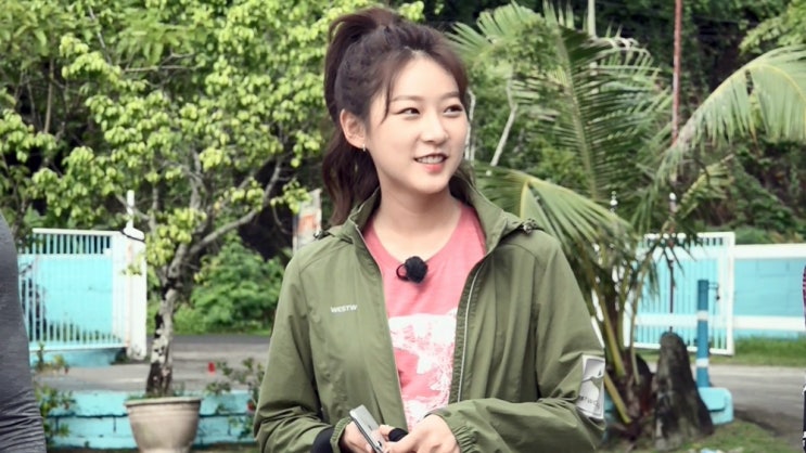  도시어부 김새론 입은 낚시웨어 역시 웨스트우드
