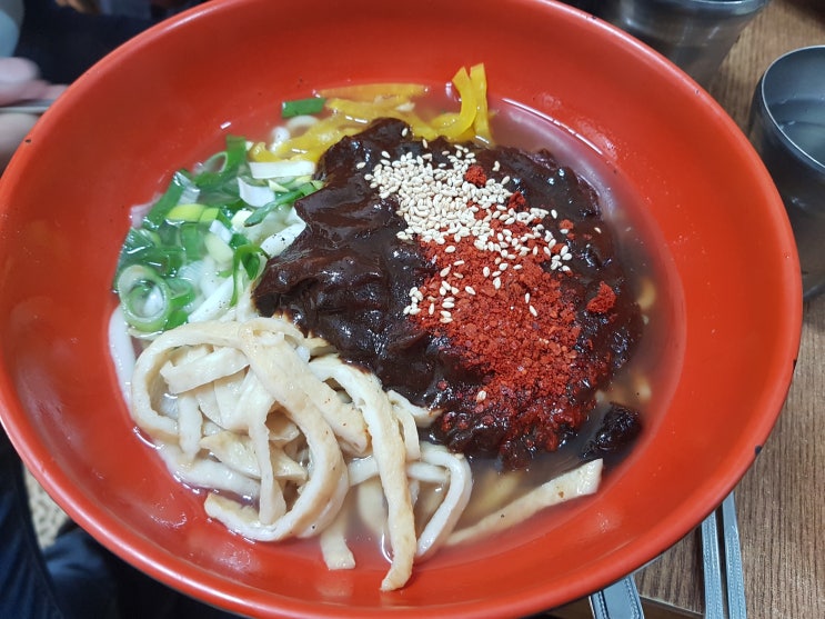  [통영 분식] 우동+짜장 우짜? 떡볶이 김밥 어묵 3단 조합!