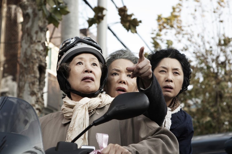  육혈포 강도단 (2010)