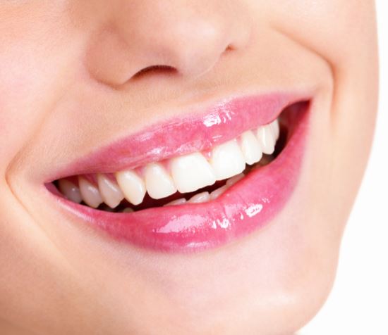 누런 이빨을 하얀 치아로 만드는 스탠다드 치아미백 프로그램.