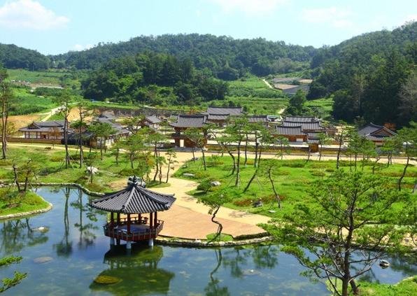  약봉 서성 어머니와 대통령 "집을 짓되 깊이 파고 주추를 반석 위에 놓은 사람"