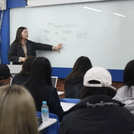  방송작가과 실제 스튜디오에서 경험 해봐요!