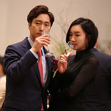 [영화리뷰] 상류사회 결말 카타르시스 부족, 캐릭터 공감도 부족