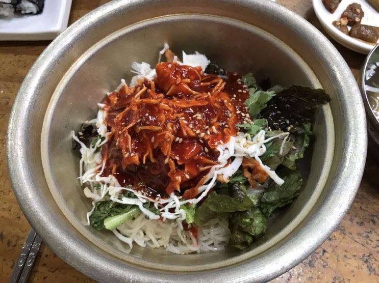  부산역근처밥집 중 오랜할머니맛 금호밀면 , 회국수
