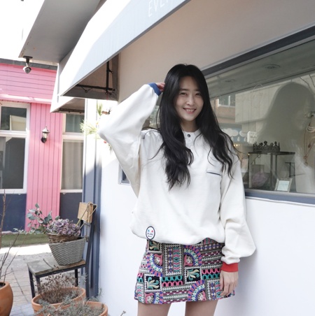  봄 코디 딱! 밀레 클래식 여자 맨투맨 브랜드 마음에 들어요