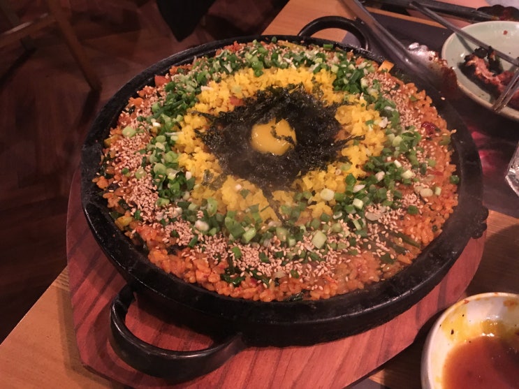  한남동 맛집 세미계 숯불 닭갈비보단 파김치볶음밥이 진리