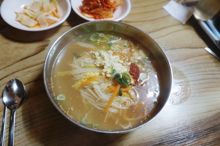 아산맛집 신정식당 / SBS 생활의 달인 10대 맛의 달인, 밀면의 달인으로 선정된 곳에서 대기하다!