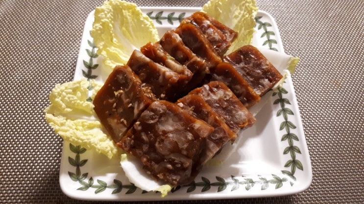 간단한 집밥요리(닭발편육)
