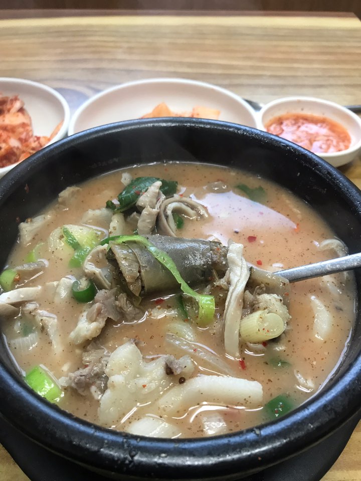  보라매 순대국 밥집 서일순대국에서 점심먹었어요