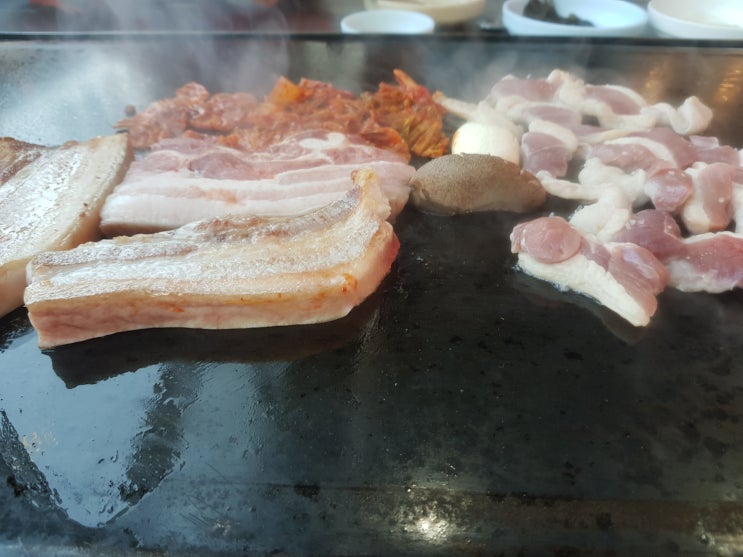  광명 이케아 코스트코 주변식당..장작구이 삼겹살~^^