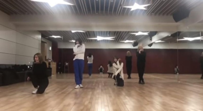 트와이스, 샤이니 태민의 ‘MOVE’ 커버 영상 업로드로 눈길…무브병 재발 주의