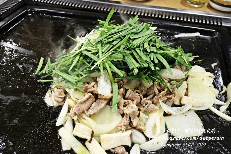  야탑 회식장소 : 오리고기 맛집 앞뜰 회식장소로 제격이네