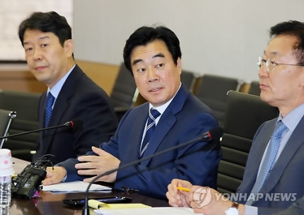 재정특위, 경유세 인상필요 시사 "환경오염 감안 가격조정해야" 재정특위, 경유세 인상필요 시사 "환경오염 감안 가격조정해야"