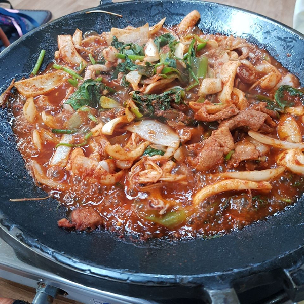  예전에 먹었던 요상괘한 이 음식은 뭐였을까
